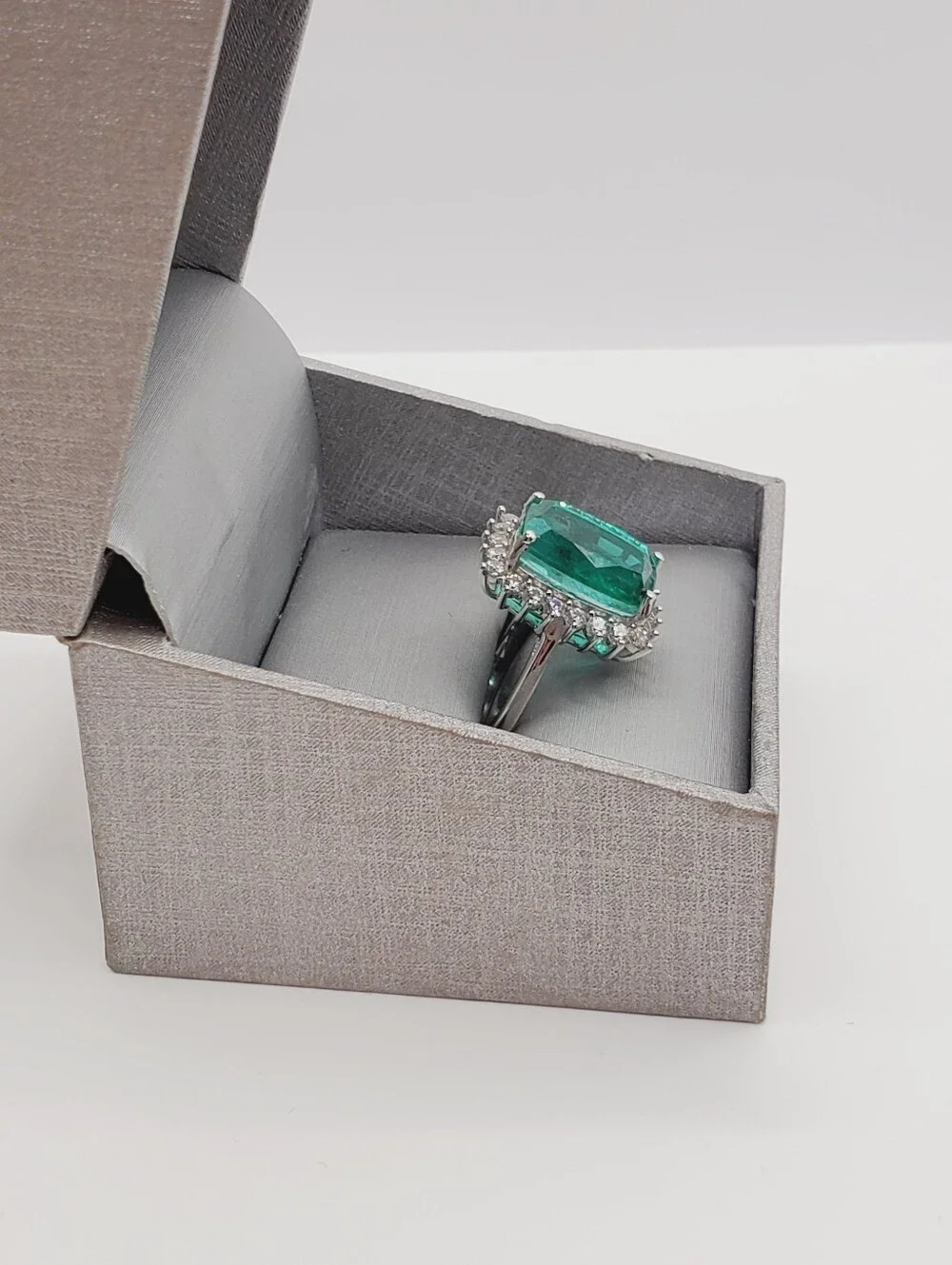 Emerald Green Quartz & White Zircon Halo Ring - Platinum - 925 Sterling Silver